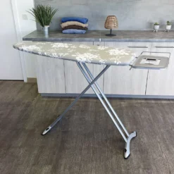 Zusammenklappbarer Bügeltisch 130x47cm WILD 8 Zusammenklappbarer Bügeltisch 130x47cm WILD -Leifheit || Vileda || Wenko Verkaufsgeschäft 2c75c3eb99abd62252cf7219bfbea329