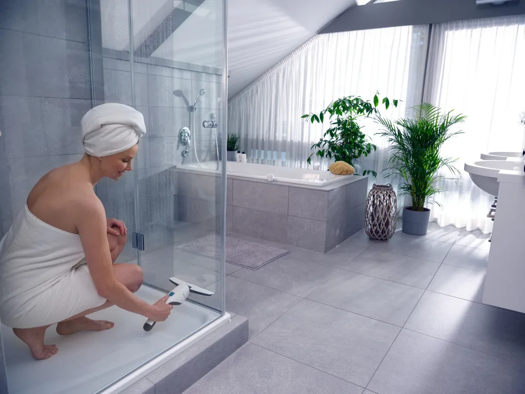 Leifheit Set Fenster- Und Badsauger Nemo Mit Bad-Düse 13 Leifheit Set Fenster- Und Badsauger Nemo Mit Bad-Düse – Bild 13