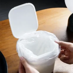 Mini Desktop Mülleimer Mit Deckel Clamshell Papierkorb Lagereimer Abfalleimer Weiß 11 Mini Desktop Mülleimer Mit Deckel Clamshell Papierkorb Lagereimer Abfalleimer Weiß -Leifheit || Vileda || Wenko Verkaufsgeschäft 48d7432c2e046588437d3824cecbc909