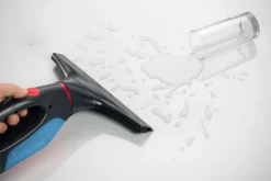 Vileda Akku-Fenstersauger Windomatic Power Blue Inkl. Spray-Einwascher 28 Vileda Akku-Fenstersauger Windomatic Power Blue Inkl. Spray-Einwascher -Leifheit || Vileda || Wenko Verkaufsgeschäft 52c6b181d62106c89f3f41233e7e6434