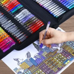 H&B 240 Glitter Color Artist Gel Pen Set Mit 120 Passenden Farbminen Feine Tipps Malbuch Zum Zeichnen Skizzieren Schule Schrein Lieferanten Bue Rozubehoer DIY Tools Kit -Leifheit || Vileda || Wenko Verkaufsgeschäft 5a78859542c7d3d75e9e1e244e3226ec