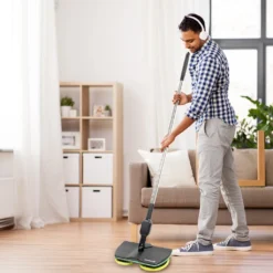 Starlyf® Powertwin Mop - Drahtloser Rotierender Etelektrischer Mop, Elektrischer Akku-Besen - Wischt, Schrubbt & Poliert – Aus Der TV Werbung 18 Starlyf® Powertwin Mop - Drahtloser Rotierender Etelektrischer Mop, Elektrischer Akku-Besen - Wischt, Schrubbt & Poliert – Aus Der TV Werbung -Leifheit || Vileda || Wenko Verkaufsgeschäft 805e5d0073a18f32597e26ad85543316