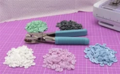 Prym Love Vario Druckknopfzange Ösenzange Lochzange Türkis -Leifheit || Vileda || Wenko Verkaufsgeschäft 95c6eb08fe65b2288cf286ee11b64ba7