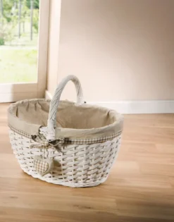 Bügelkorb "Liebesherz" Weiß Aus Holz Mit Stoffeinlage Einkaufskorb 10 Bügelkorb "Liebesherz" Weiß Aus Holz Mit Stoffeinlage Einkaufskorb -Leifheit || Vileda || Wenko Verkaufsgeschäft 9c233d9f3789d4cdf9dbc4d174d99abd