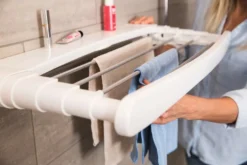 Vileda Genius 70 Wand-Wäscheständer Aus Aluminium Und Harz, 5 Meter Aufhängefläche, 2 Paar Wandhalterungen Inklusive, Offene Maße 70 X 38 X 8 Cm, Farbe Weiß 13 Vileda Genius 70 Wand-Wäscheständer Aus Aluminium Und Harz, 5 Meter Aufhängefläche, 2 Paar Wandhalterungen Inklusive, Offene Maße 70 X 38 X 8 Cm, Farbe Weiß -Leifheit || Vileda || Wenko Verkaufsgeschäft 9d239e1ef039de3f987e524ee9011b88