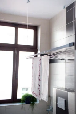 DRY-SMART Flex Deckenwäschetrockner - Deckentrockner Ausziehbar - Wäscheständer Für Die Decke – Für Badewanne, Balkon, Innen Und Outdoor – Platzsparend - Einfache Deckenbefestigung 100-160 Cm 7 DRY-SMART Flex Deckenwäschetrockner - Deckentrockner Ausziehbar - Wäscheständer Für Die Decke – Für Badewanne, Balkon, Innen Und Outdoor – Platzsparend - Einfache Deckenbefestigung 100-160 Cm -Leifheit || Vileda || Wenko Verkaufsgeschäft cbd970bd88a6b7818066e864cf2e571c