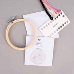 Rico Design Stickpackung "Mini Kit Einhorn" -Leifheit || Vileda || Wenko Verkaufsgeschäft cf8081737c9984608531fe552011eb12