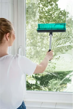 Genius Fensterwischer-Set 6-tlg - Fensterputzer + Universalstange, Wanne & Mikrofaserbezug | Glänzende Und Streifenfreie Sauberkeit; A15010 -Leifheit || Vileda || Wenko Verkaufsgeschäft d17cebce3dc47e6b52d89003ed9064e8