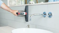 Bosch 3.6V Akku Fensterreiniger GlassVac Inkl. Zubehör -Leifheit || Vileda || Wenko Verkaufsgeschäft f070b6173a57e27fef0b30c504848bb2